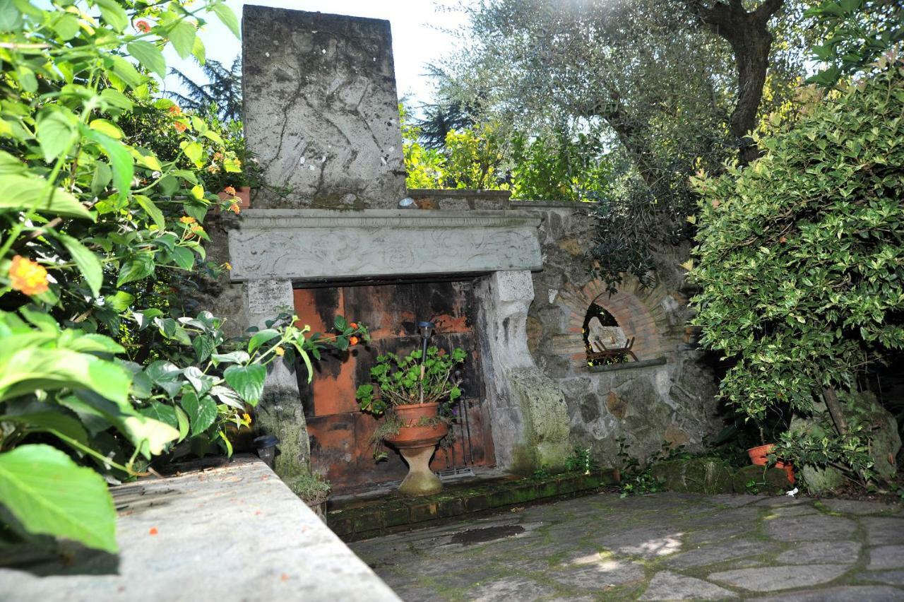 Casa Pontecorvi Bed and Breakfast Velletri Exteriör bild