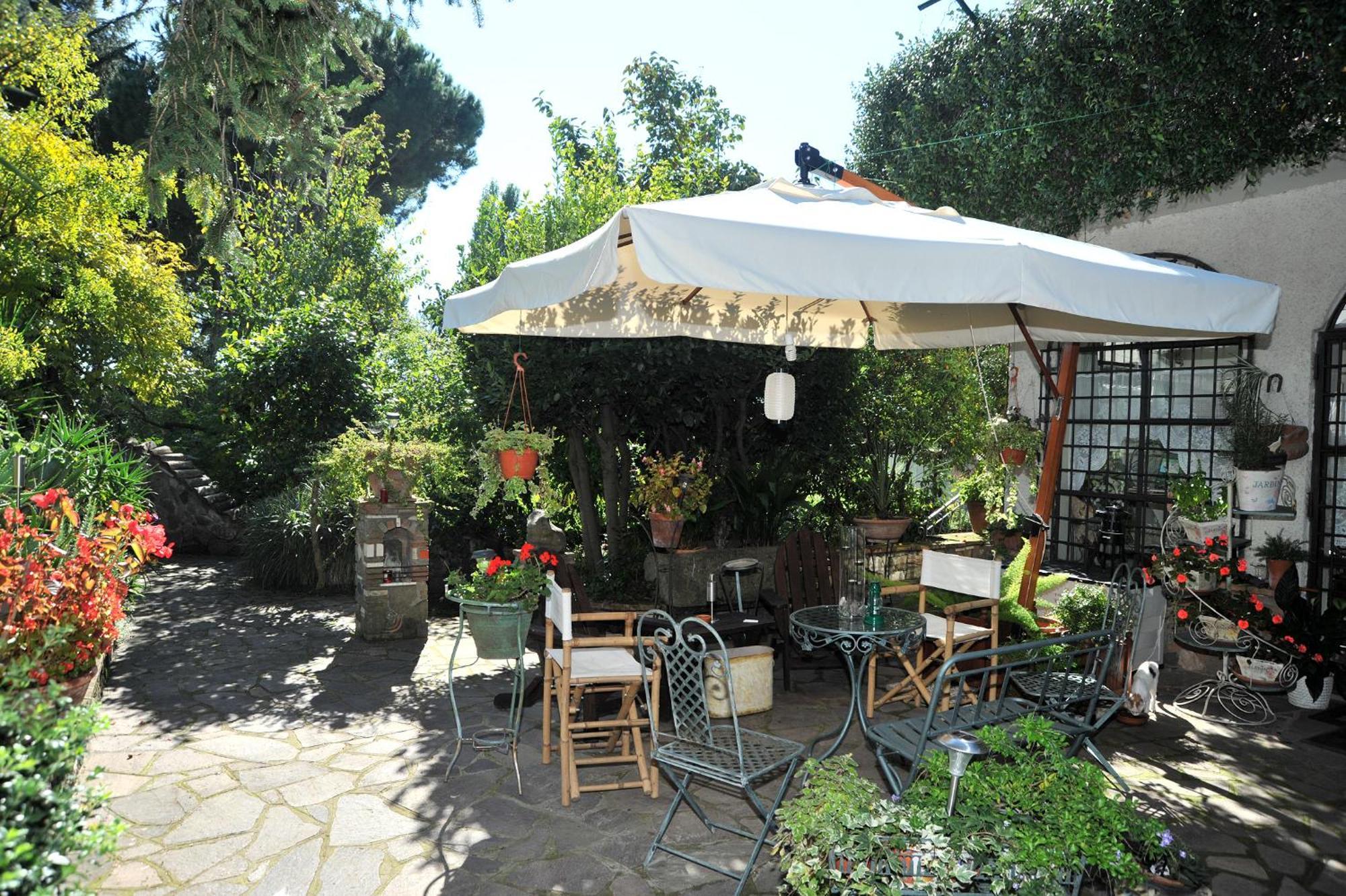 Casa Pontecorvi Bed and Breakfast Velletri Exteriör bild